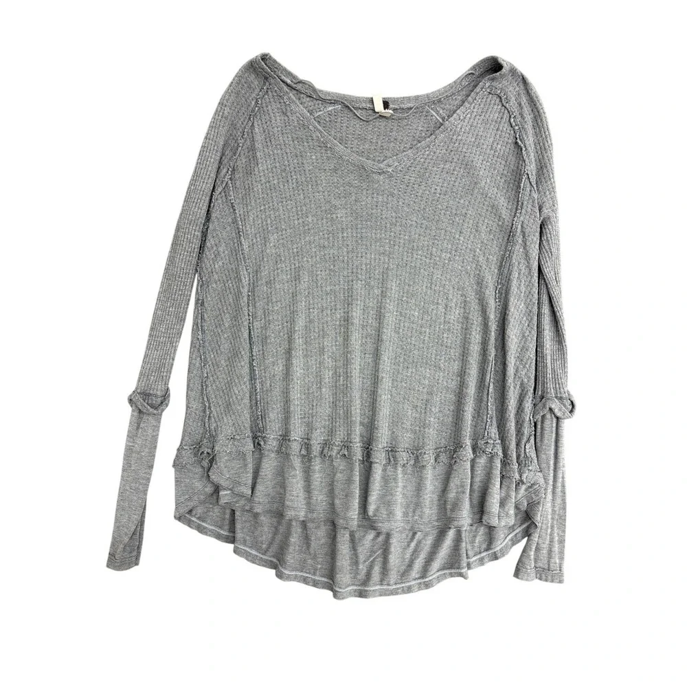 We The Free Free People Gray Waffle Knit Thermal V-Neck‎ Ruffle Hem Top Medium